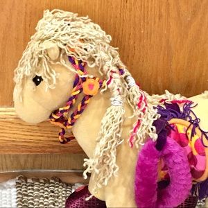 Groovy Girls horse stuffed animal play time kids toys